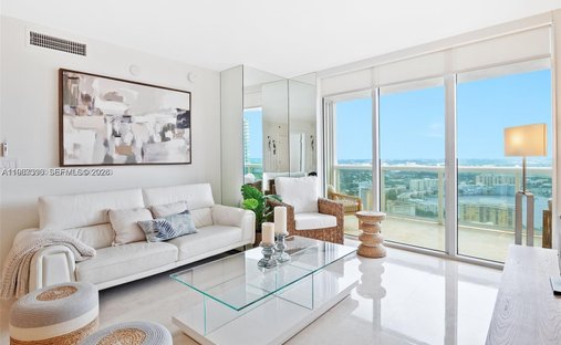 Condo in Hallandale Beach, Florida, United States 1