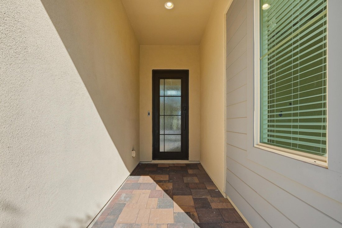 Chandler, Arizona, United States 3 - 17145952