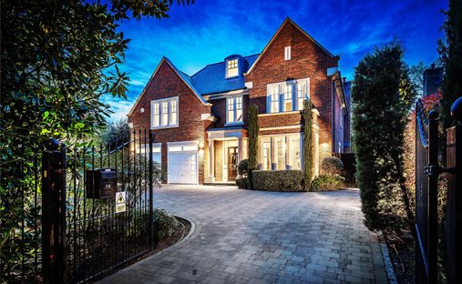 House in Ashley Park, Elmbridge, England 1