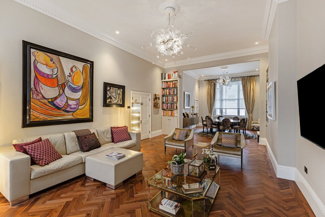 Apartment in Belgravia, Westminster, England 2 - 17146224