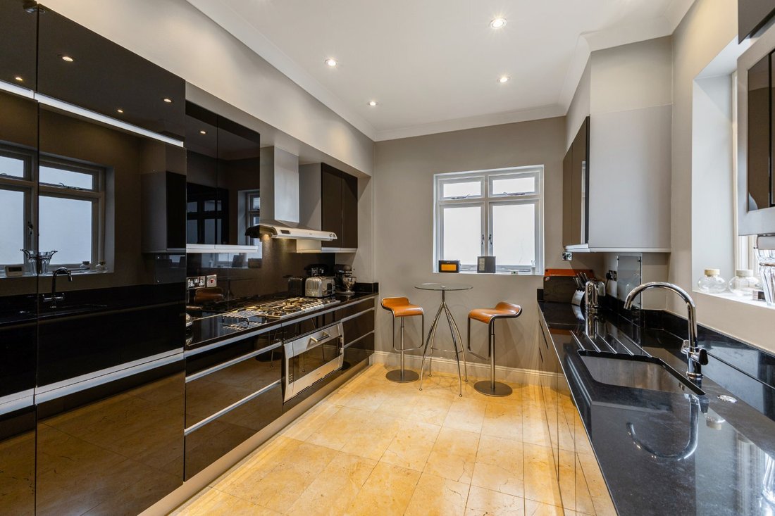 Apartment in Belgravia, Westminster, England 5 - 17146224