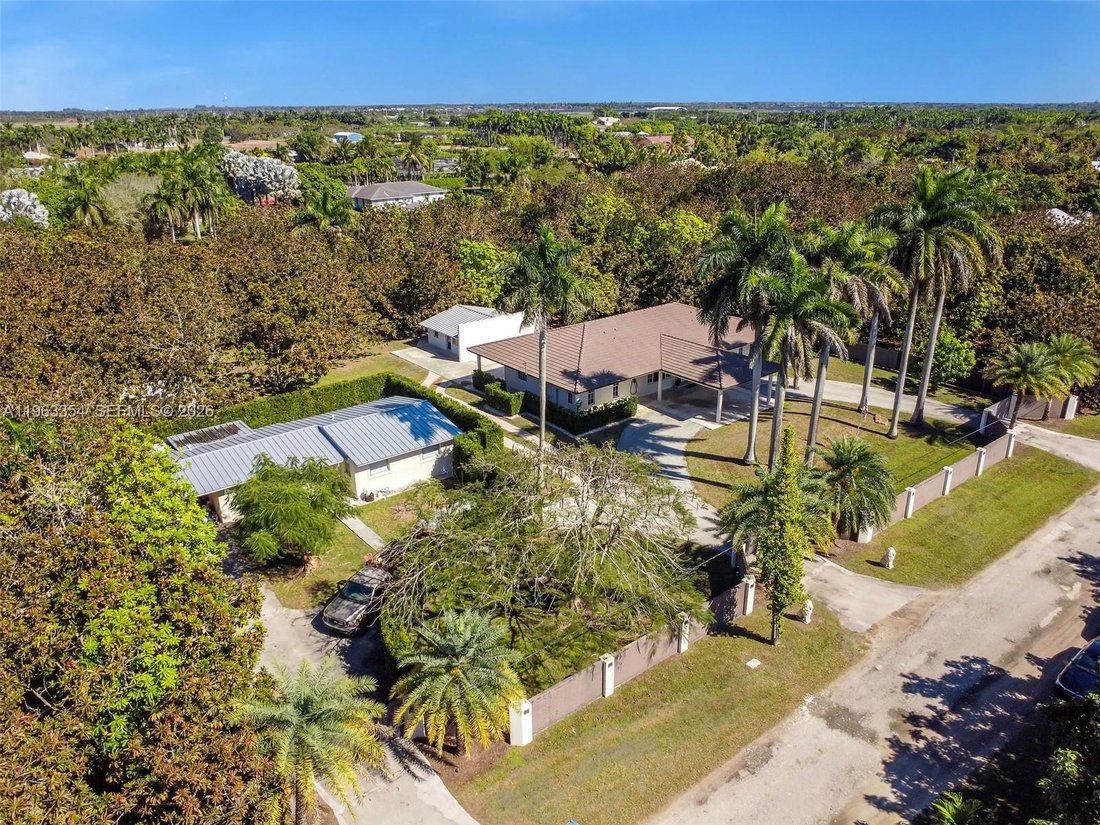 House in Miami, Florida, United States 5 - 17145984