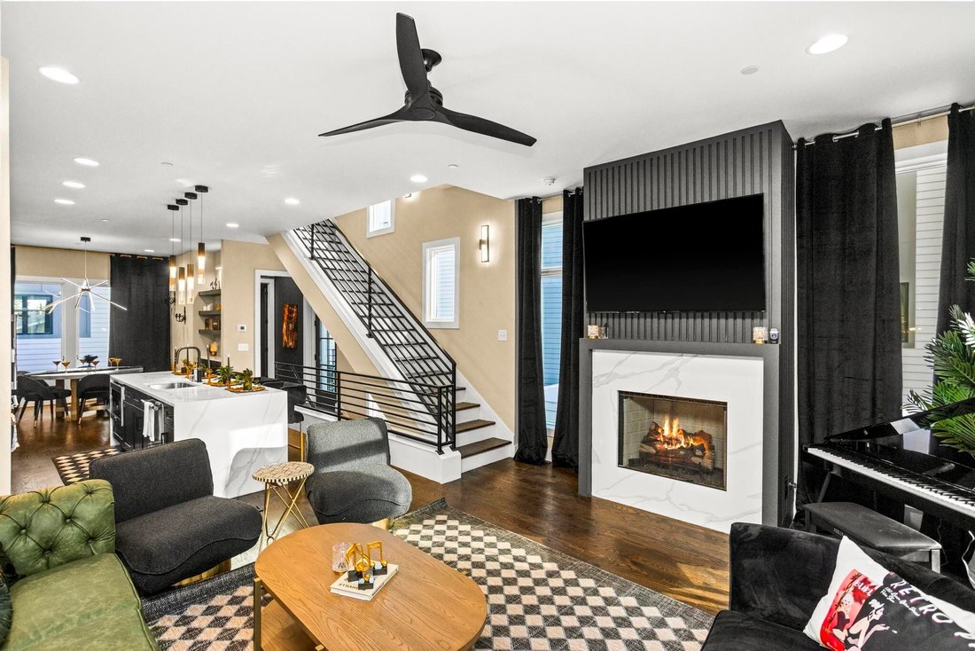 Co Op in Nashville, Tennessee, United States 1 - 17145970
