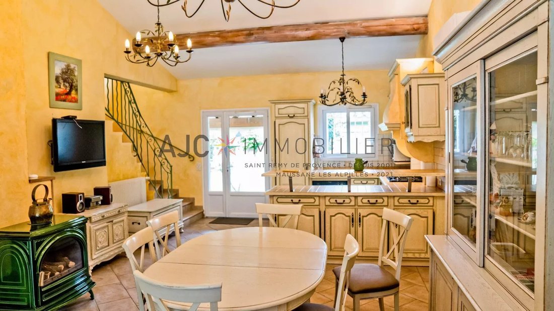 House in Saint-Rémy-de-Provence, Provence-Alpes-Côte d'Azur, France 4 - 17146055