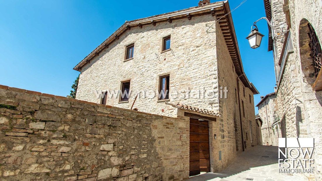 Condo in Gubbio, Umbria, Italy 2 - 17147997