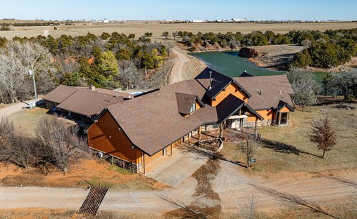 Land in Hinton, Oklahoma, United States 1