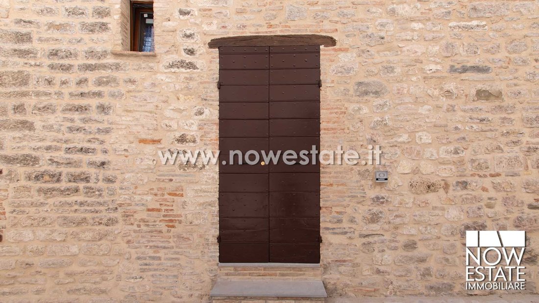 Condo in Gubbio, Umbria, Italy 4 - 17147997