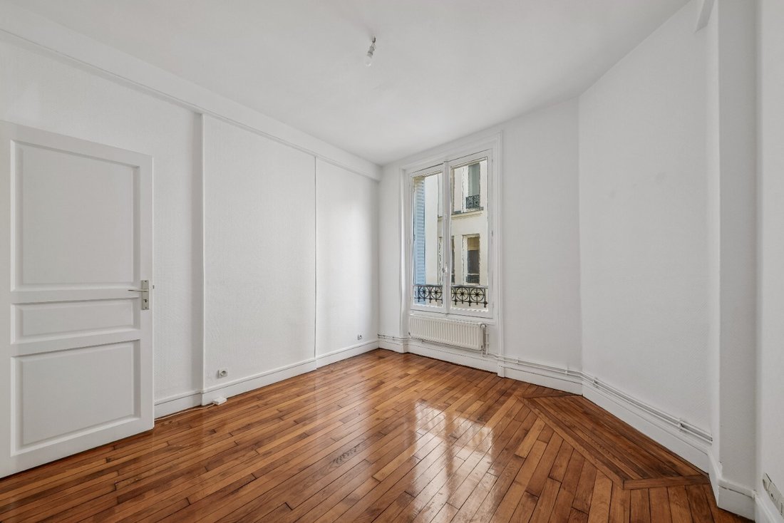 Apartment in Ecole Militaire, Paris 7e Arrondissement, Paris 2 - 17146422