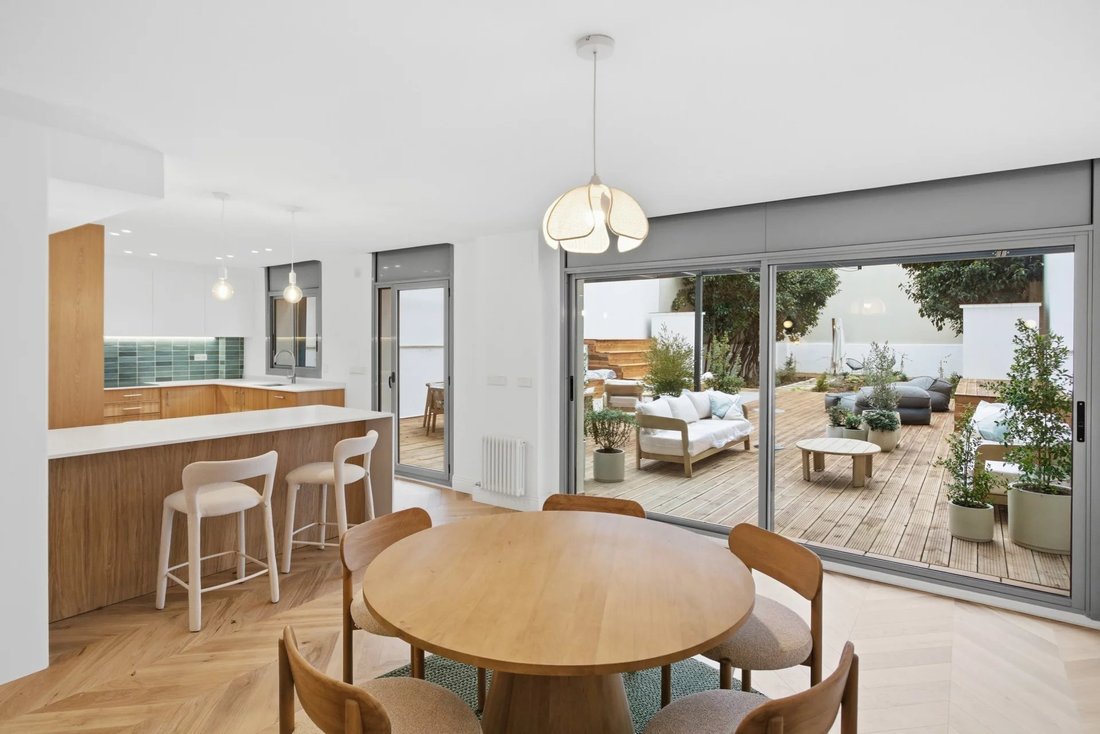 Apartment in Eixample, Barcelona, Spain 1 - 15421030