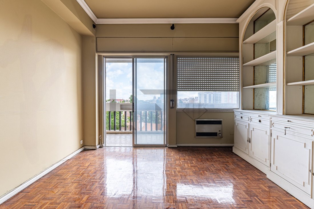 Apartment in Alvalade, Lisbon, Portugal 1 - 17147909