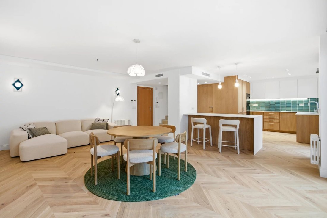 Apartment in Eixample, Barcelona, Spain 4 - 15421030