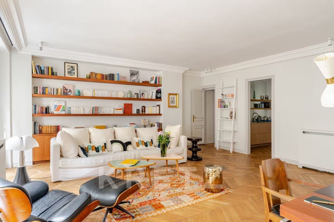 Apartment in Île Saint Louis, Paris 4e Arrondissement, Paris 5 - 17150053