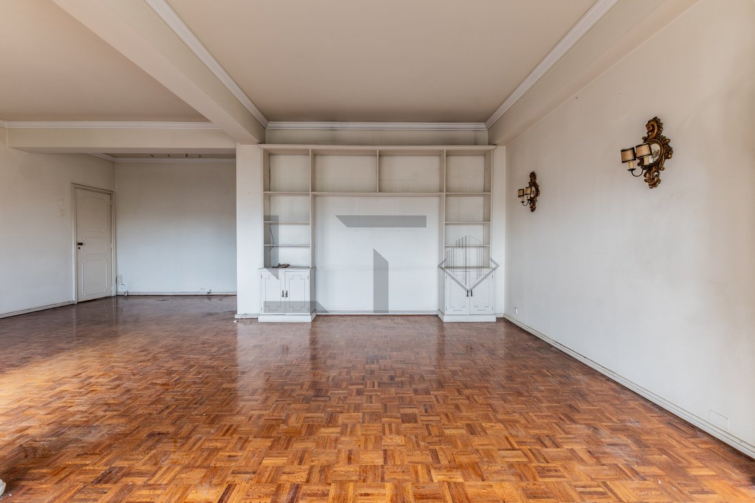 Apartment in Alvalade, Lisbon, Portugal 4 - 17147909