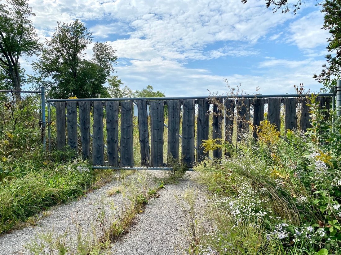 Land in Mundelein, Illinois, United States 1 - 17147808