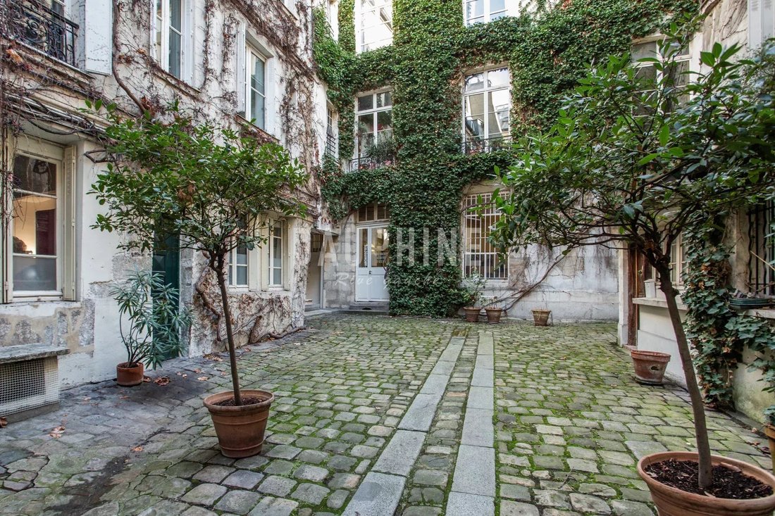 Apartment in Monnaie, Paris 6e Arrondissement, Paris 3 - 17147442