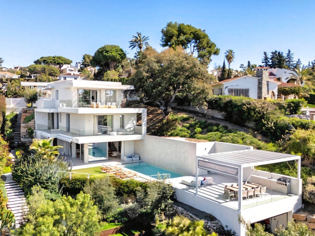 Villa in Elviria-Cabopino, Marbella, Spain 2 - 17149947