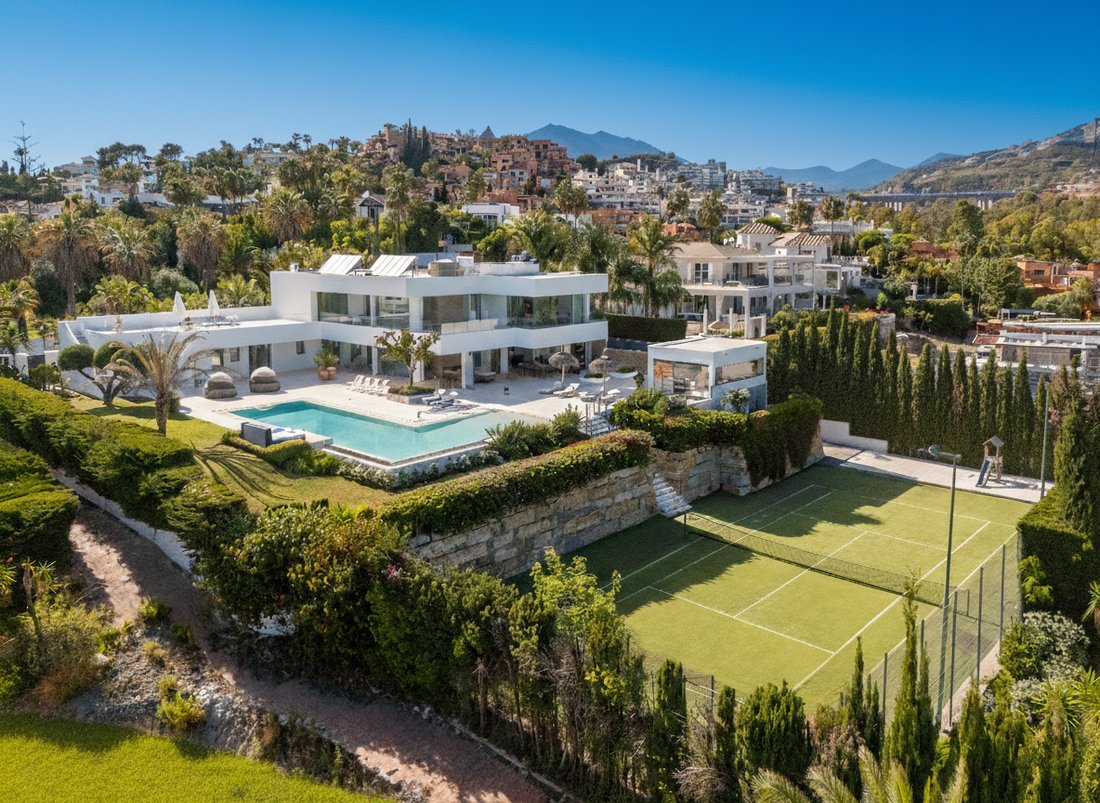 Villa in Nueva Andalucia, Marbella, Spain 1 - 17148655