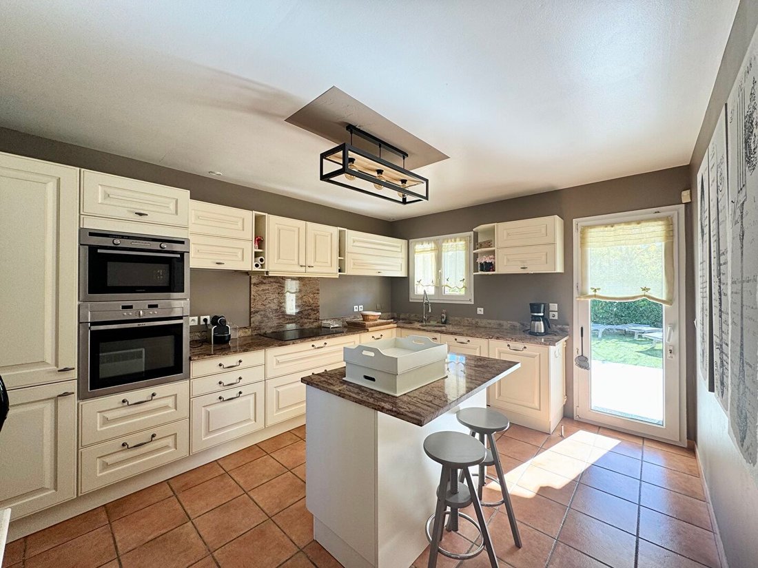 Villa in Sud, Vidauban, France 3 - 17149826