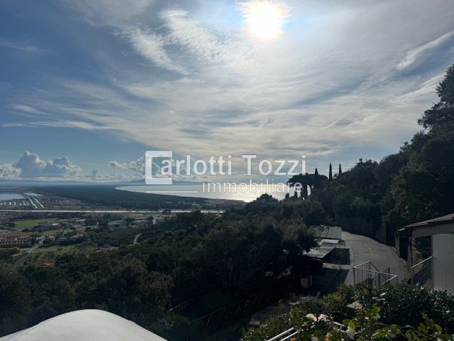 Apartment in Castle of Castiglione, Castiglione della Pescaia, Tuscany 1 - 17147504