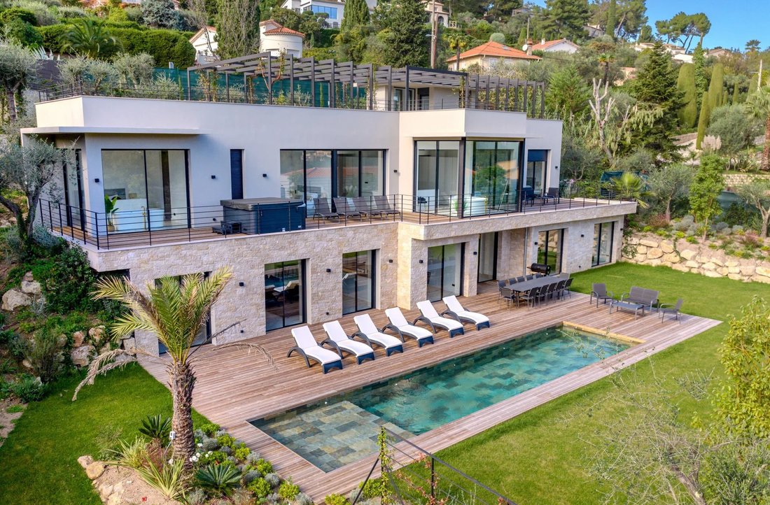 Villa in Mougins, Provence-Alpes-Côte d'Azur, France 1 - 17147539