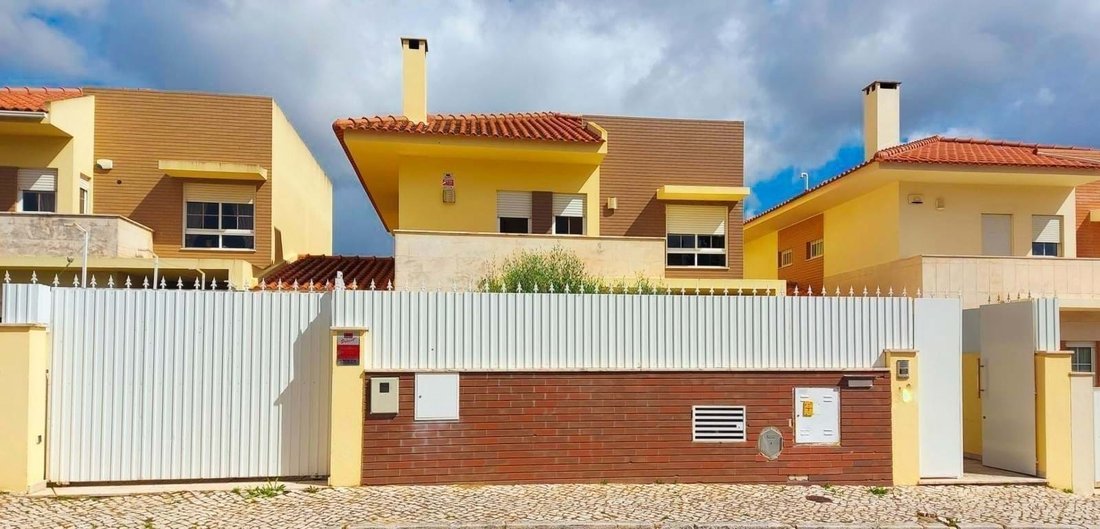 Villa in Sao Domingos de Rana, Lisbon, Portugal 1 - 16360954