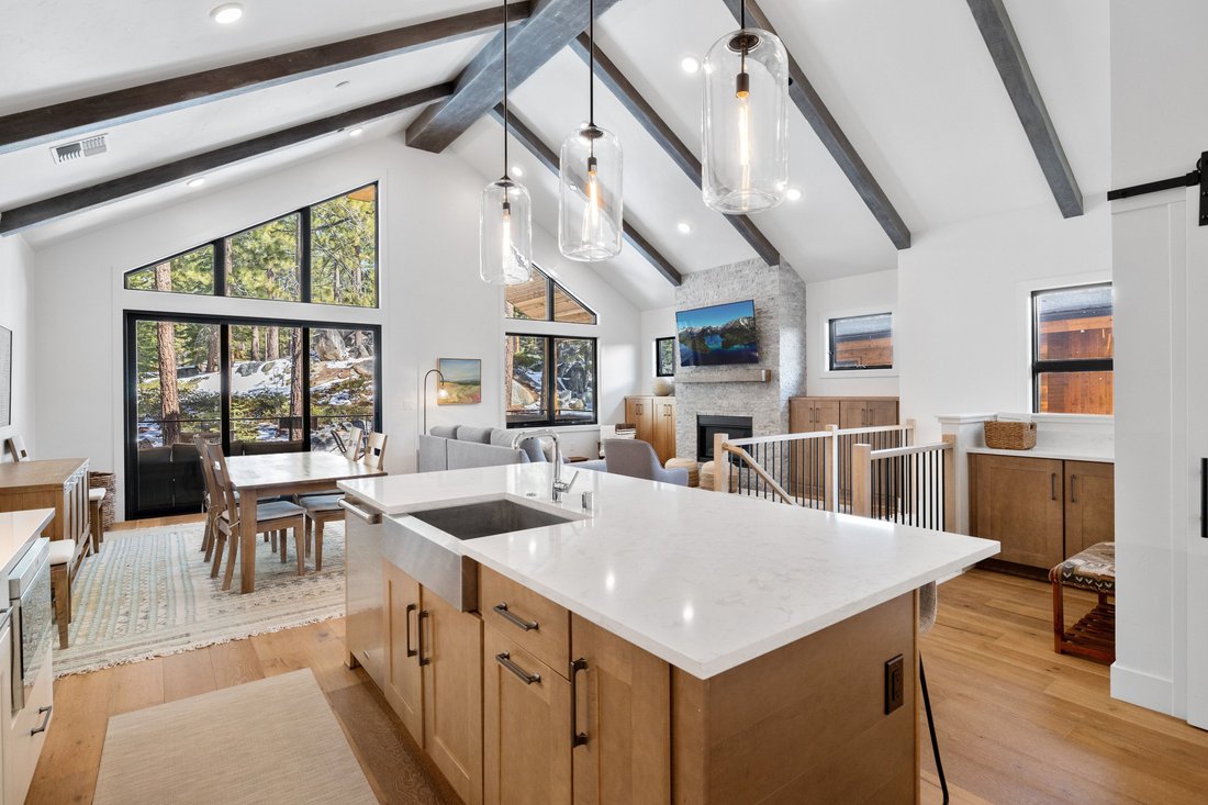 Townhouse in Glenbrook, Nevada, United States 3 - 17148372