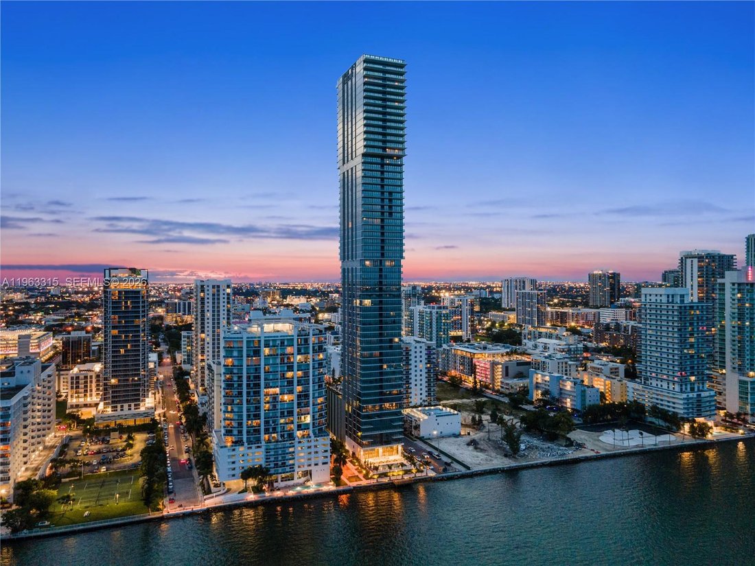 Condo in Miami, Florida, United States 1 - 17149803