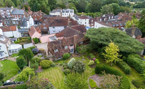 House in Whitemans Green, England 1