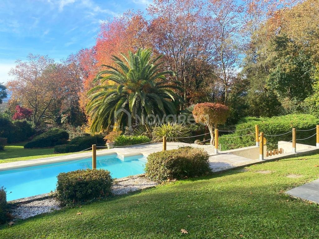 House in Serres-Morlaas, Nouvelle-Aquitaine, France 2 - 17149475