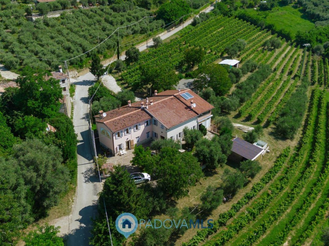 House in Cinto Euganeo, Veneto, Italy 2 - 17150519