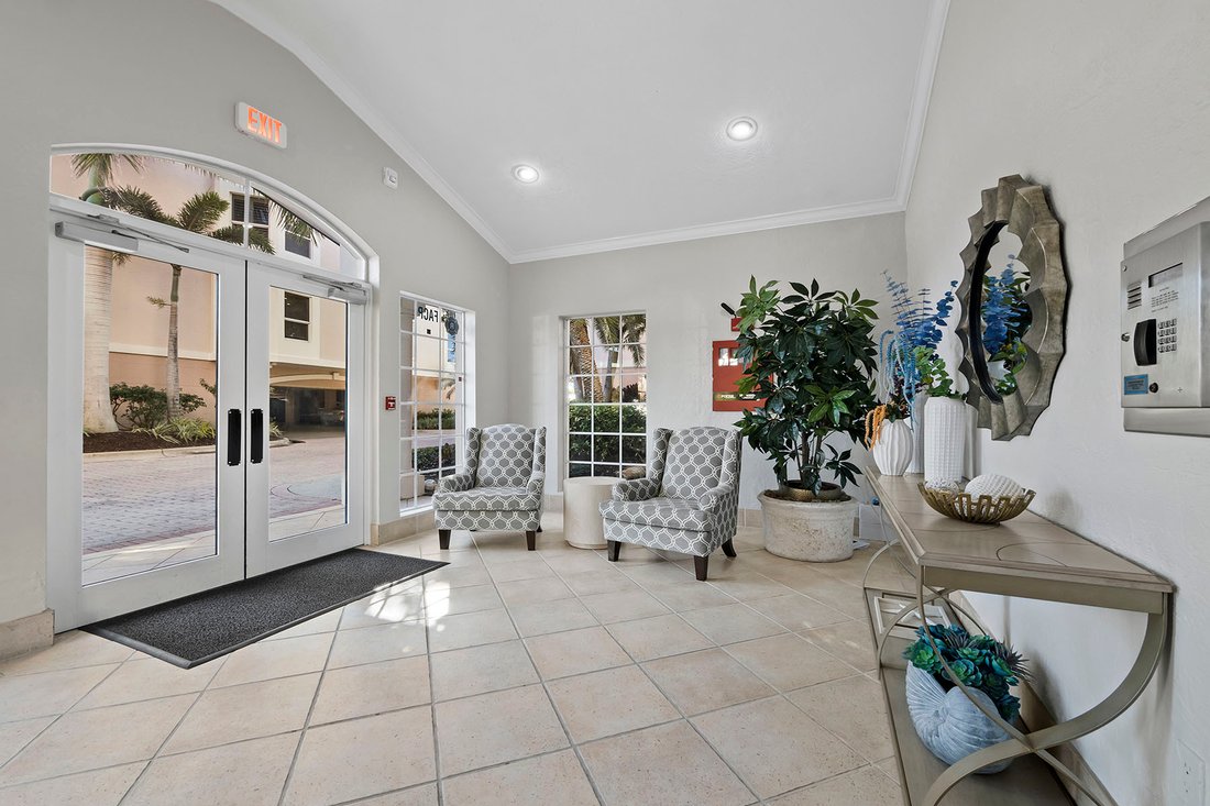 Condo in Sarasota, Florida, United States 3 - 17146413