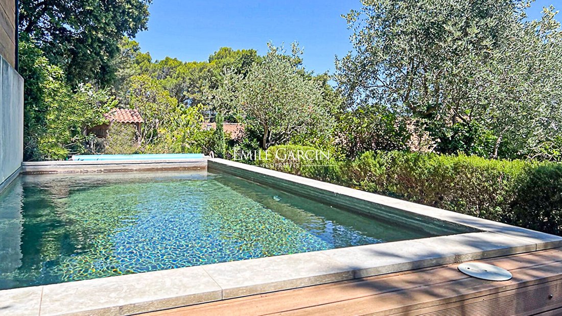 Villa in Montagne des Chèvres, Villeneuve-lès-Avignon, France 1 - 15990615