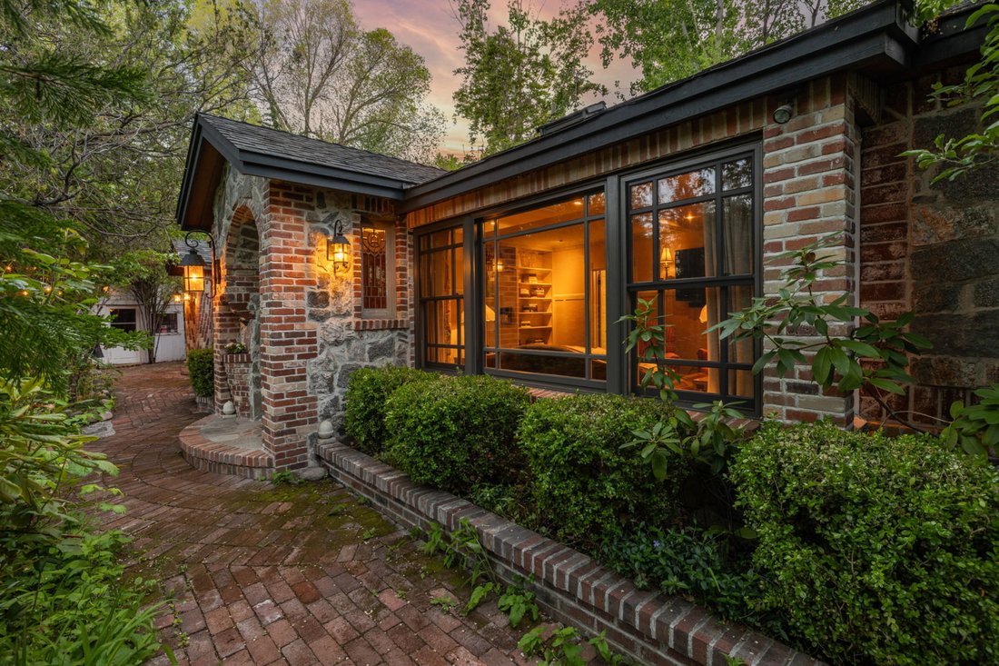 House in Reno, Nevada, United States 2 - 17148386