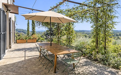 Villa à Montagne des Chèvres, Villeneuve-lès-Avignon, France 1