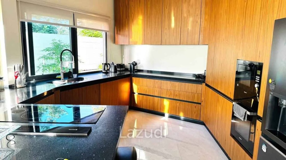 Villa in Chalong, Phuket, Thailand 5 - 17147669