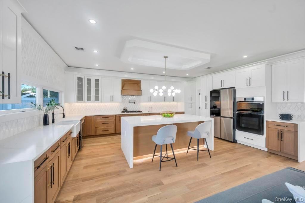 House in Levittown, New York, United States 4 - 17148857