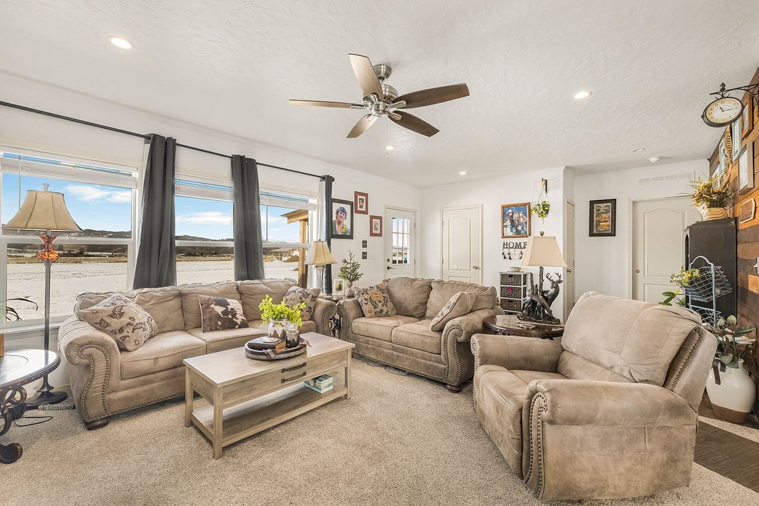 House in Thayne, Wyoming, United States 2 - 17145809