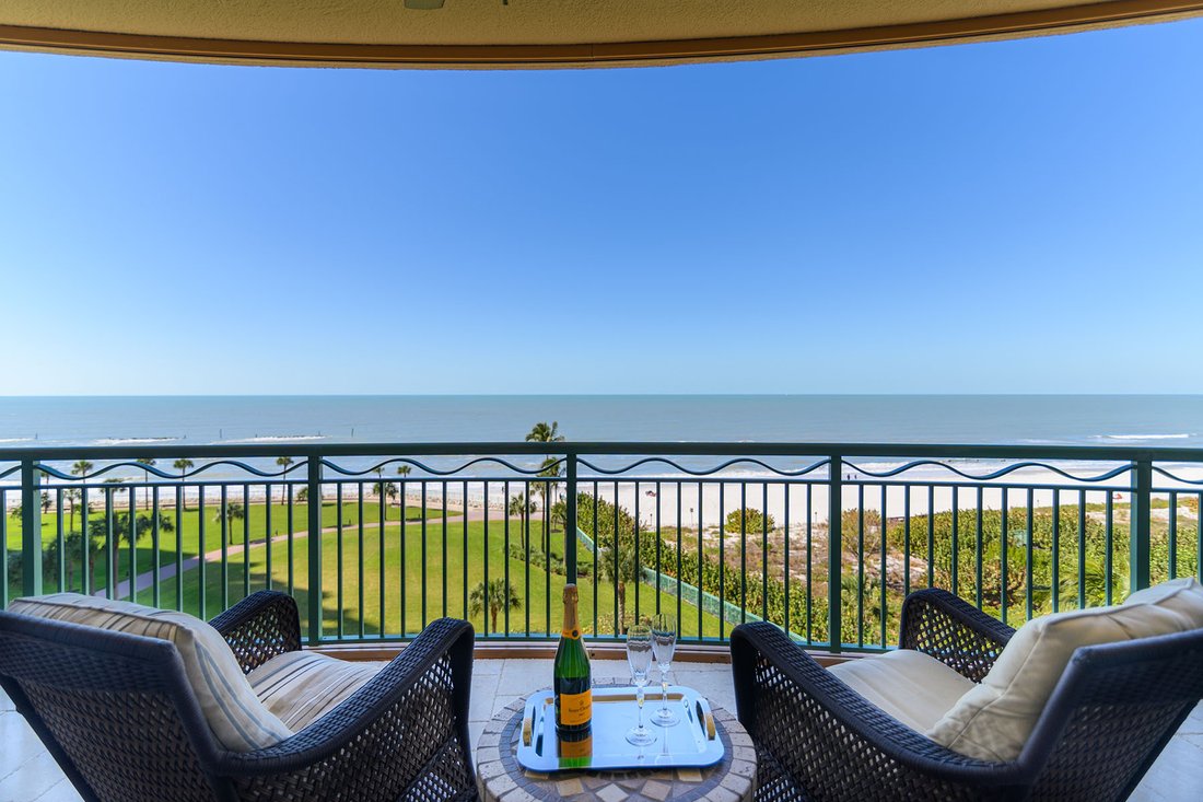 Condo in Marco Island, Florida, United States 2 - 17146407