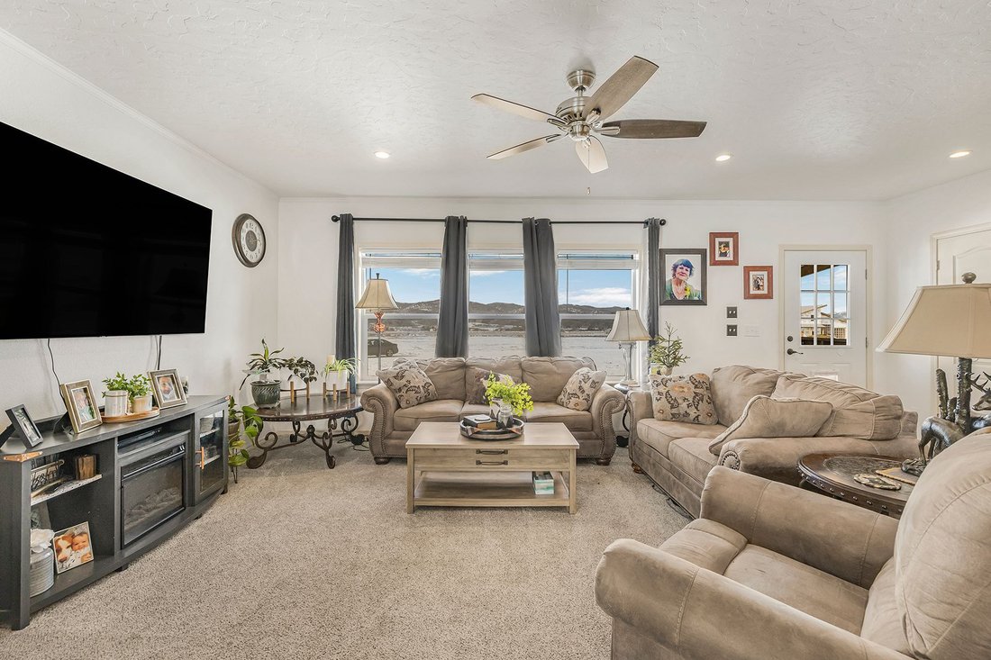 House in Thayne, Wyoming, United States 3 - 17145809