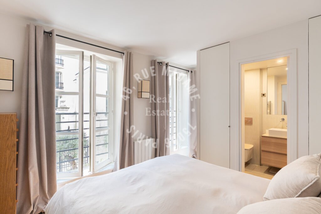 Apartment in Odéon, Paris 6e Arrondissement, Paris 5 - 17146643