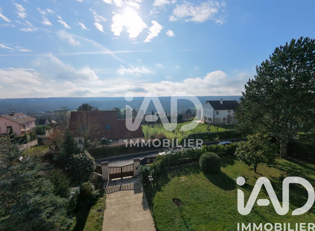House in Sud, Chambourcy, France 2 - 16336180