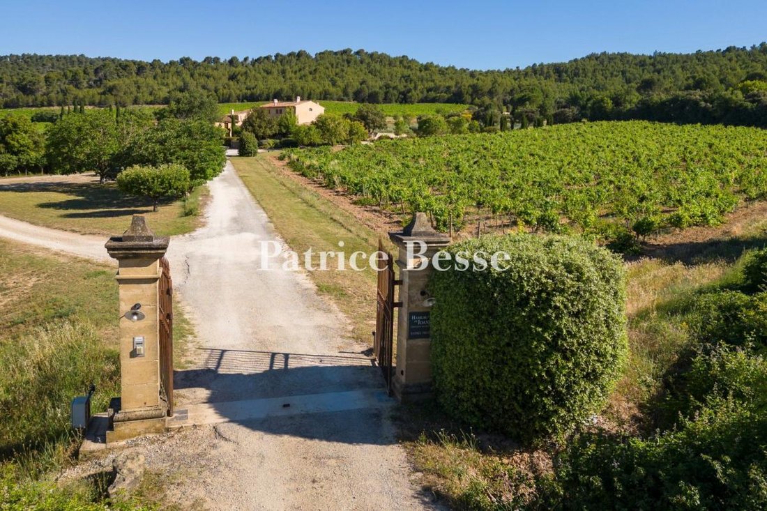 Apartment in Centre Ancien, Pertuis, France 2 - 17149678
