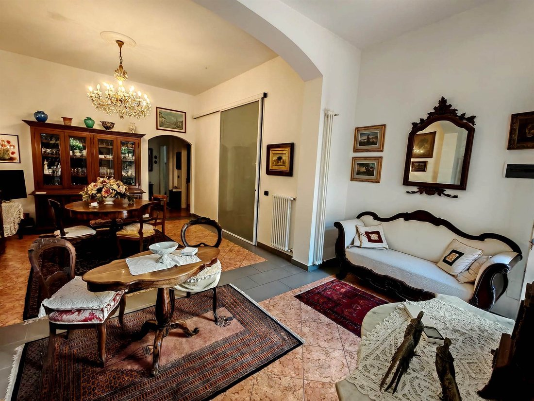 Apartment in Historic Center, Lucca, Tuscany 4 - 17150075
