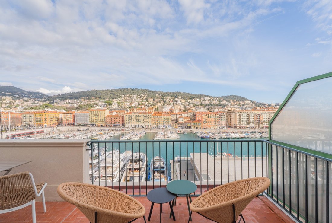 Appartement à Le Port, Nice, France 1 - 17147516
