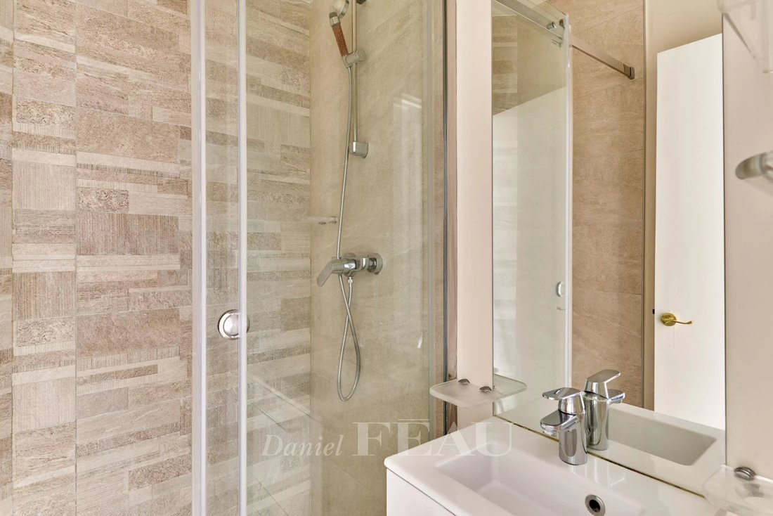 Apartment in Porte Dauphine, Paris 16e Arrondissement, Paris 4 - 17146904