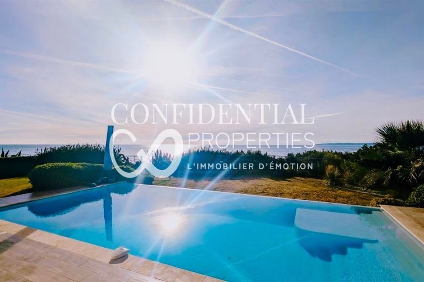 House in Les Issambres, Roquebrune-sur-Argens, France 5 - 17065695