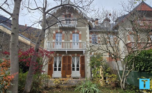 House in Bagnères-de-Luchon, Occitania, France 1