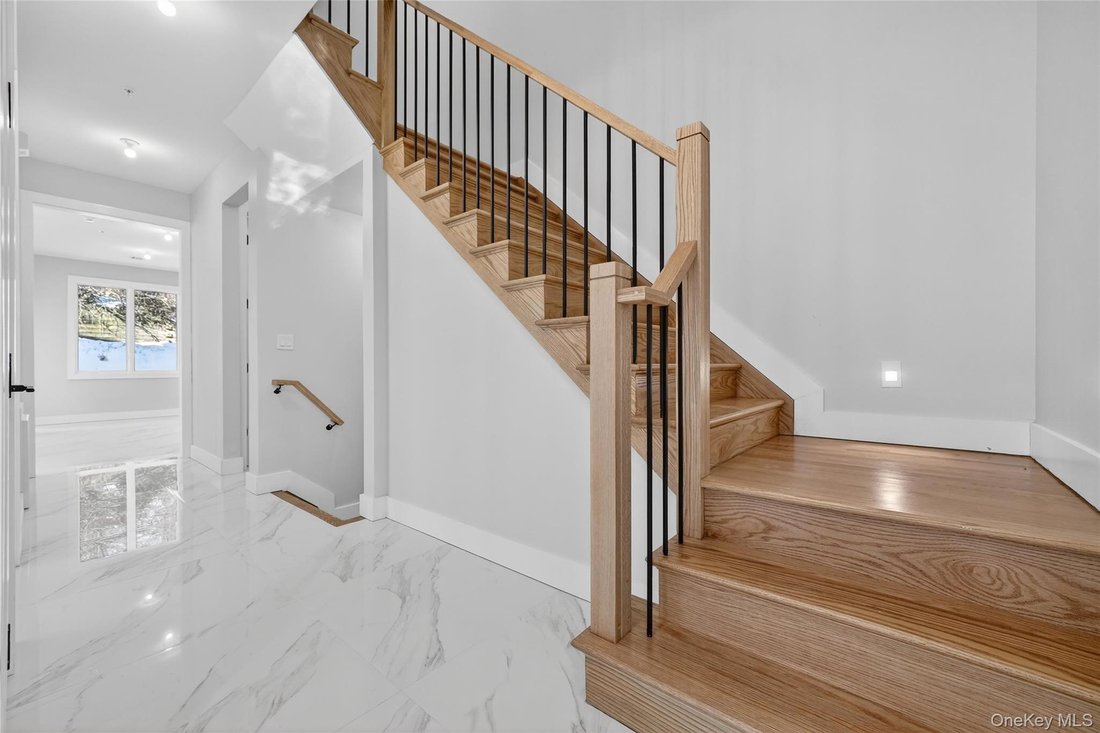 appartement à Spring Valley, État de New York, États-Unis 2 - 17148880
