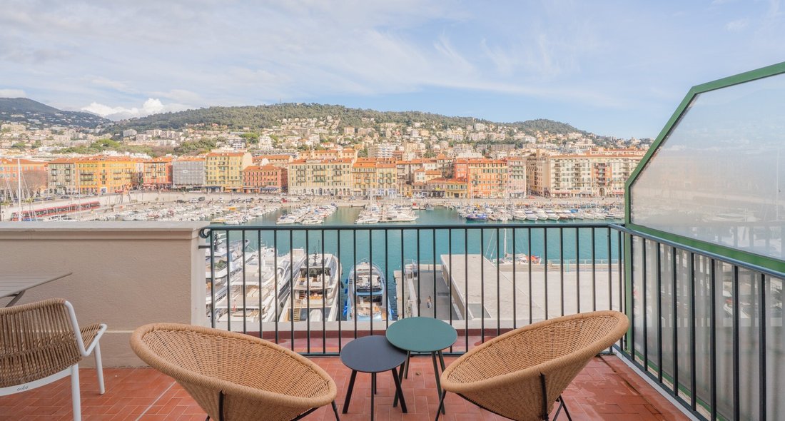 Appartement à Le Port, Nice, France 2 - 17147516