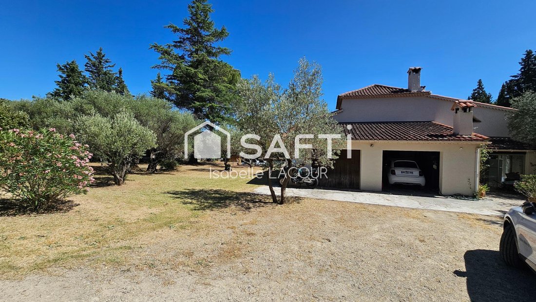 House in Villecroze, Provence-Alpes-Côte d'Azur, France 3 - 15920559